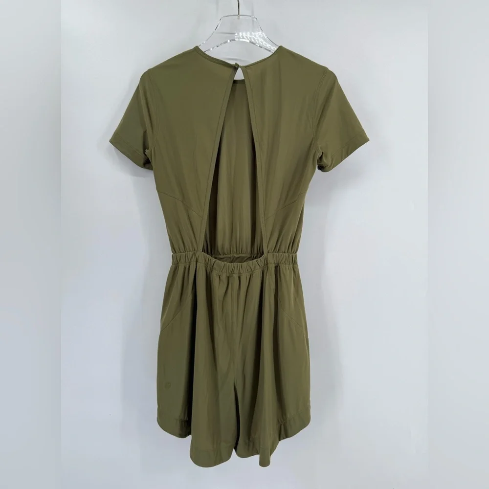 Lululemon Lightweight High-Neck Romper Bronze Green size‎ 4